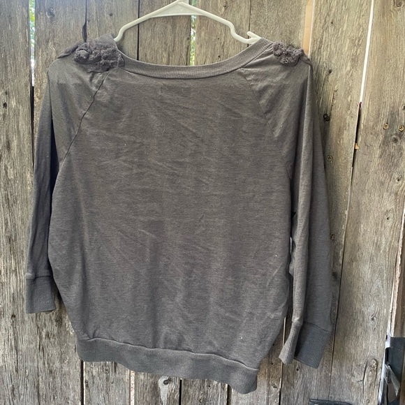 Hinge long sleeve top size small - Picture 2 of 4